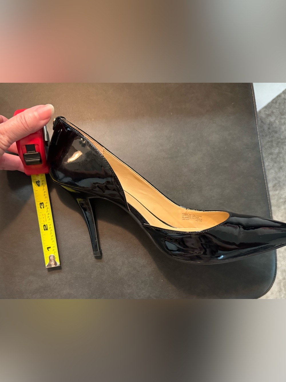 MICHAEL Michael Kors Black Patent Pointed Toe Pumps - Picture 4 of 8